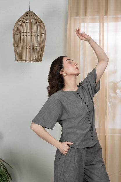 Graphite Glam-Timeless by Waliya Noor